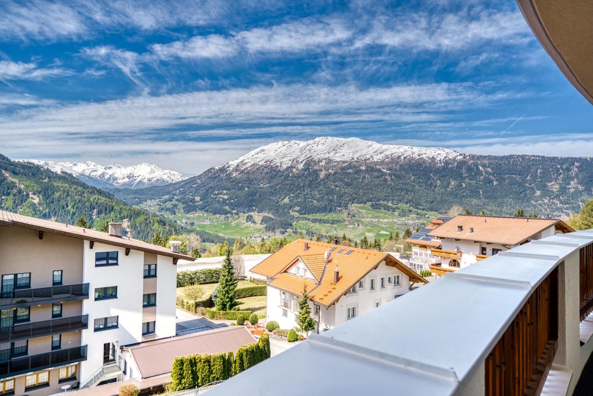 Hotel Alpen-Royal Jerzens Exterior foto