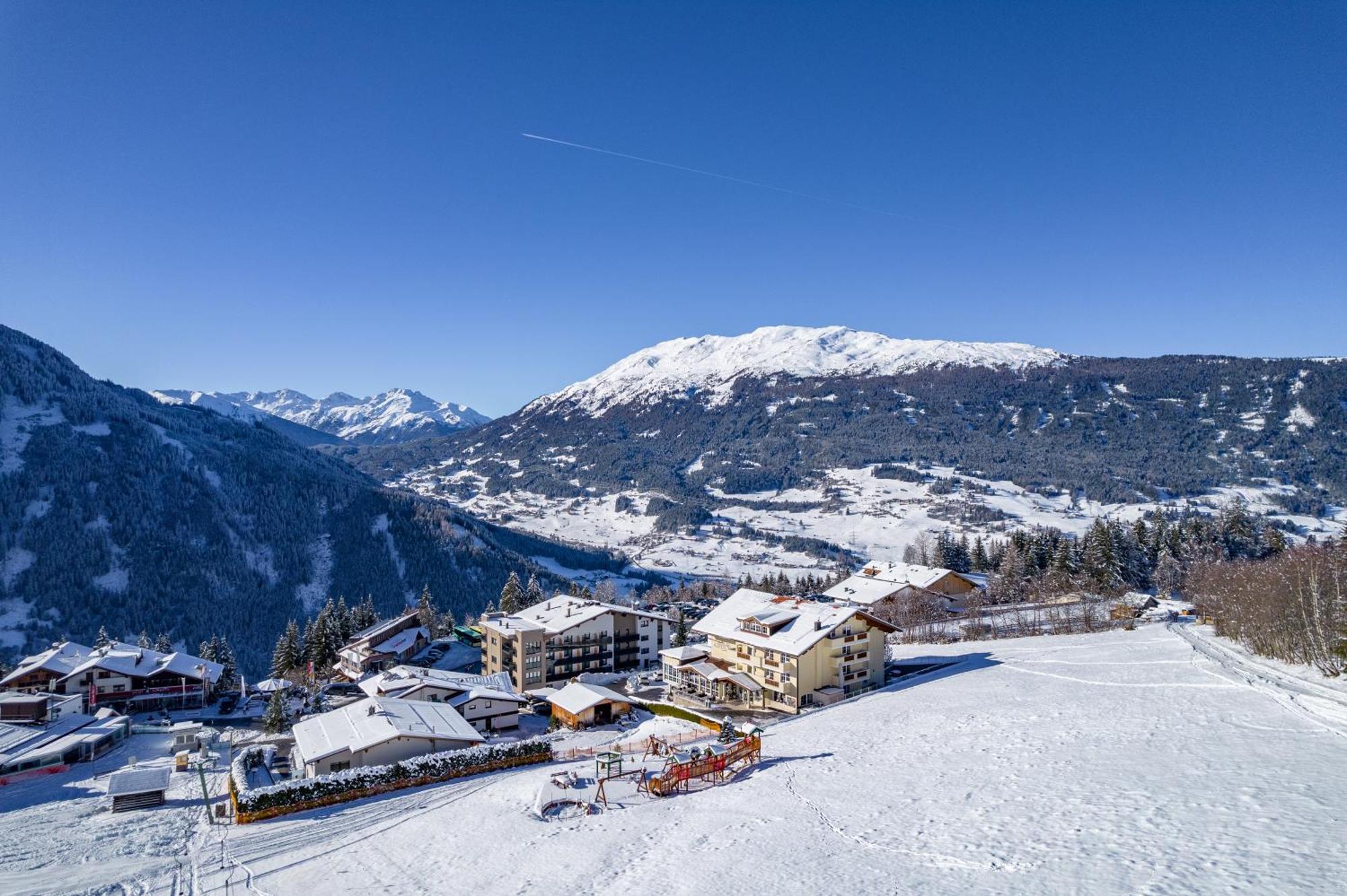 Hotel Alpen-Royal Jerzens Exterior foto